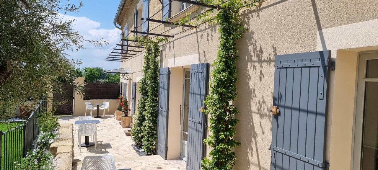 Le Petit Eden Bed & Breakfast Saint Quentin la Poterie Bagian luar foto