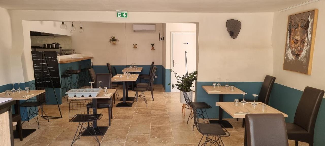 Le Petit Eden Bed & Breakfast Saint Quentin la Poterie Bagian luar foto